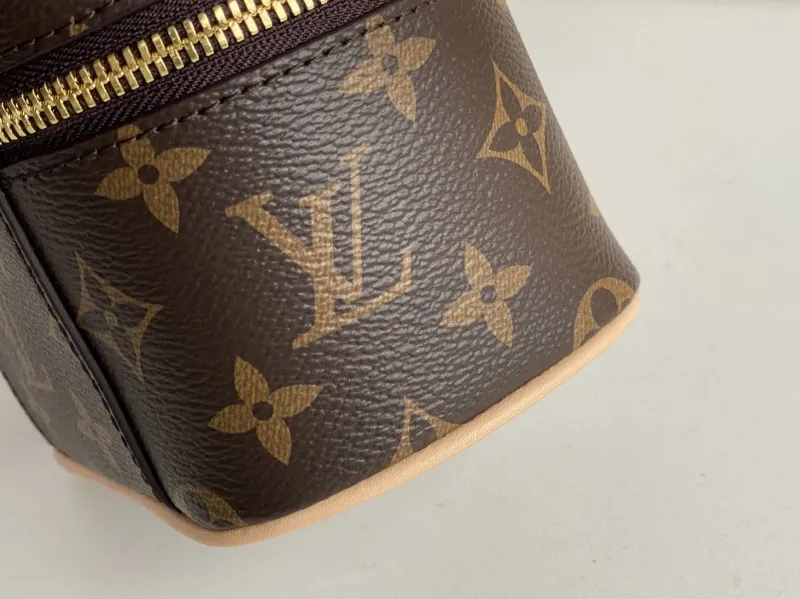 LV Cosmetic Bags-129 - Image 8