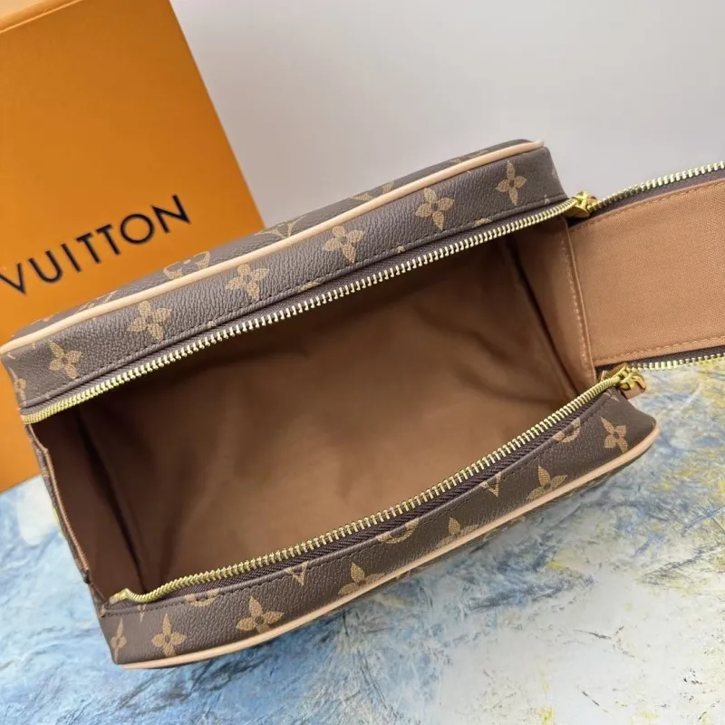 LV Cosmetic Bags-132 - Image 6