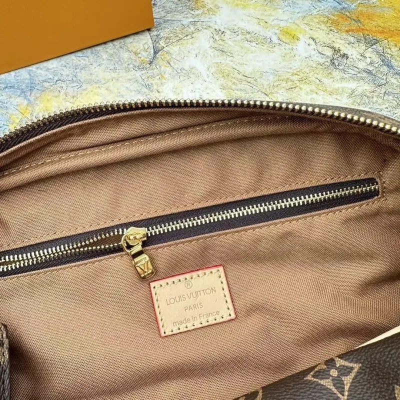 LV Cosmetic Bags-132 - Image 8