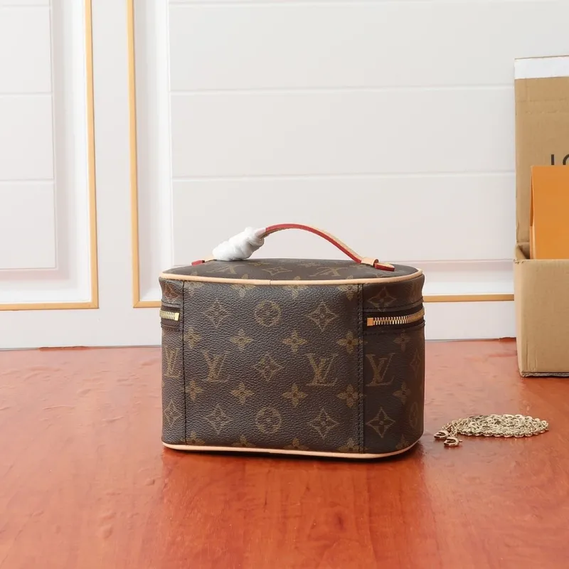 LV Cosmetic Bags-139 - Image 3