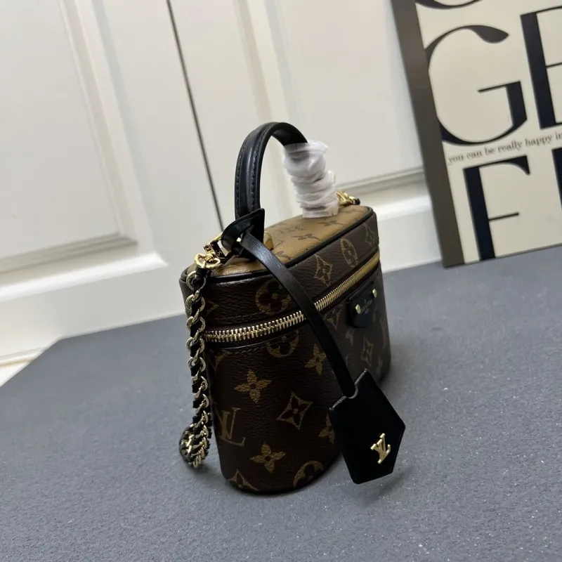 LV Cosmetic Bags-142 - Image 5