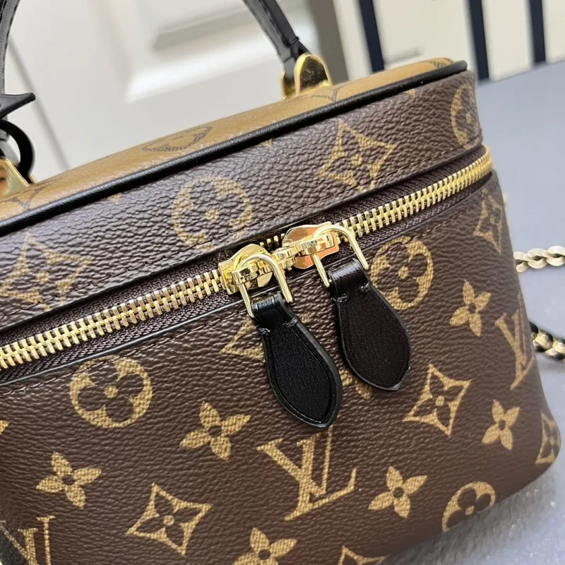 LV Cosmetic Bags-143 - Image 4