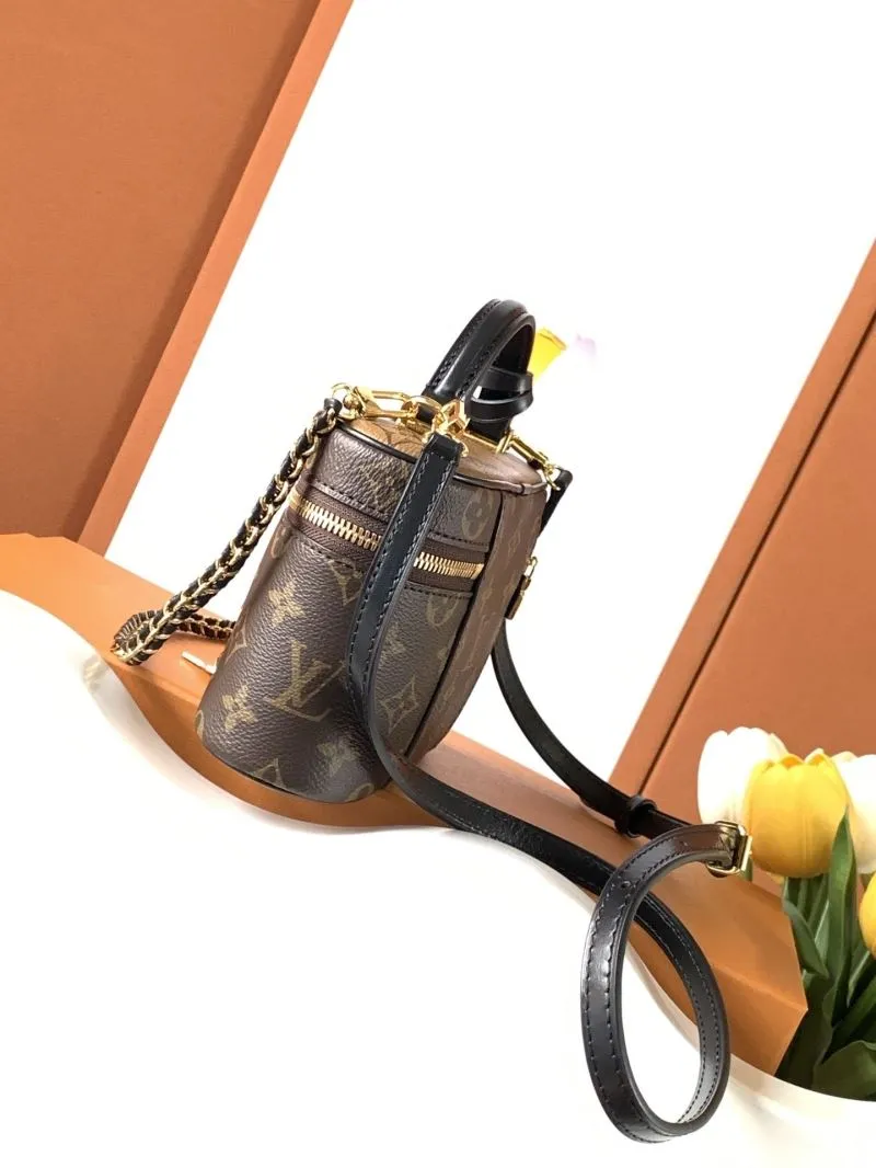 Alternative view of LV Cosmetic Bags-151