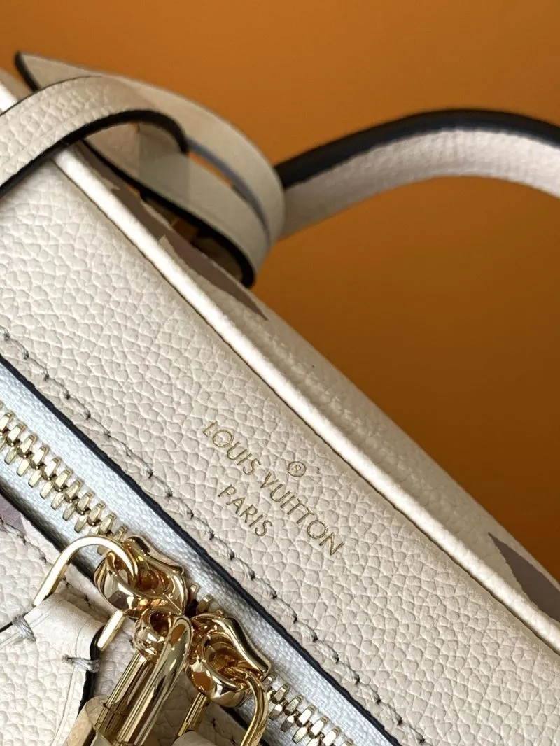 LV Cosmetic Bags-155 - Image 4