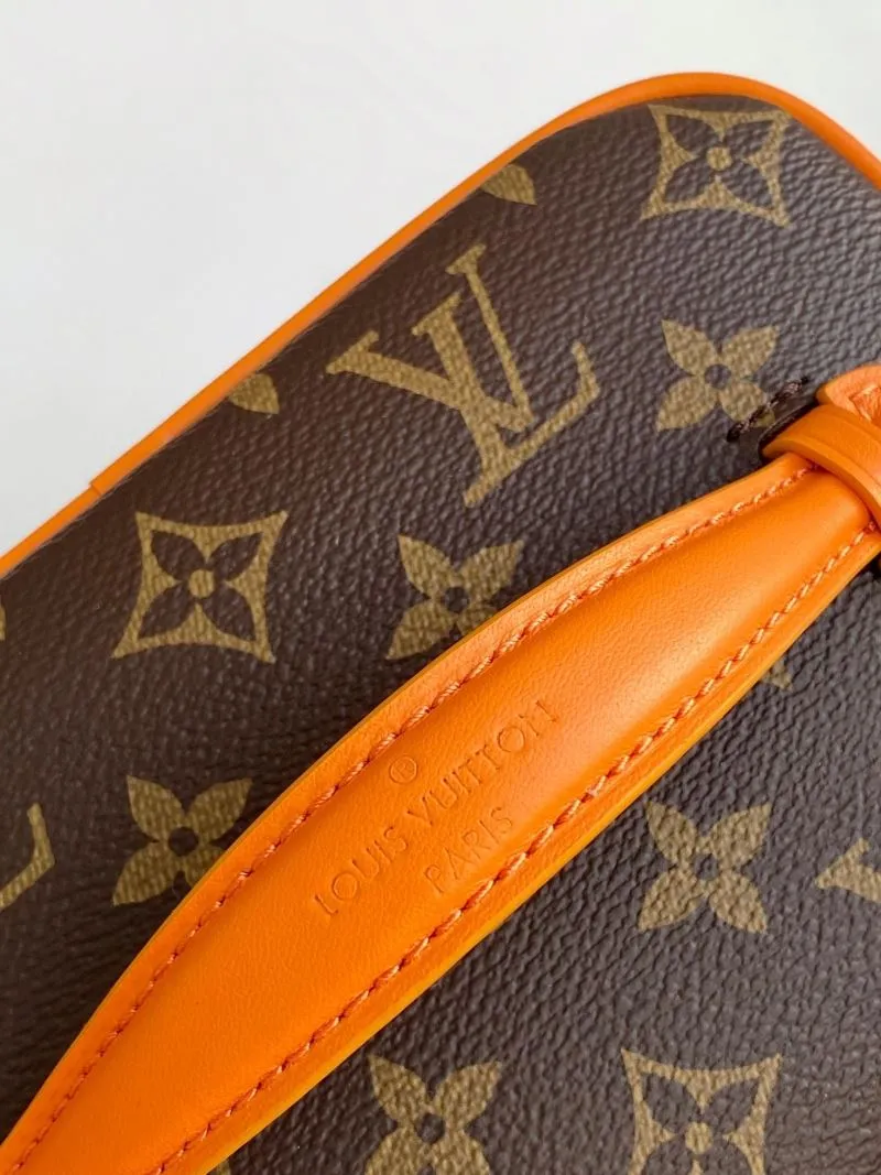 LV Cosmetic Bags-162 - Image 3