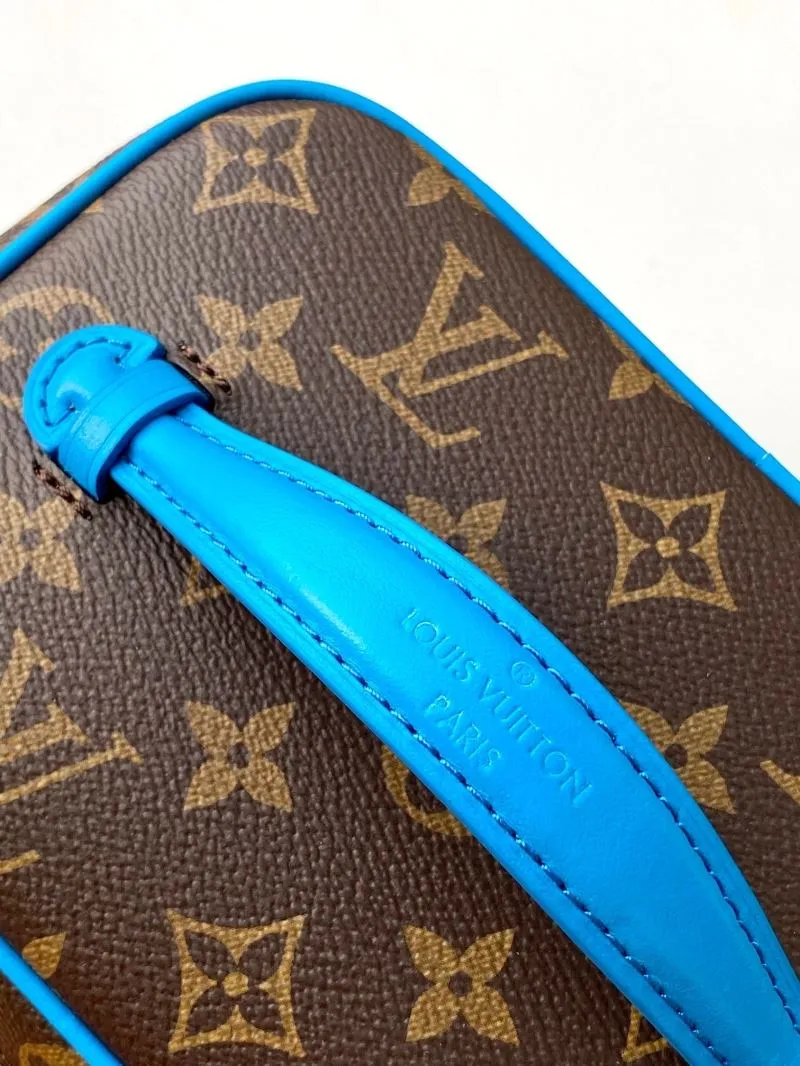 LV Cosmetic Bags-163 - Image 4