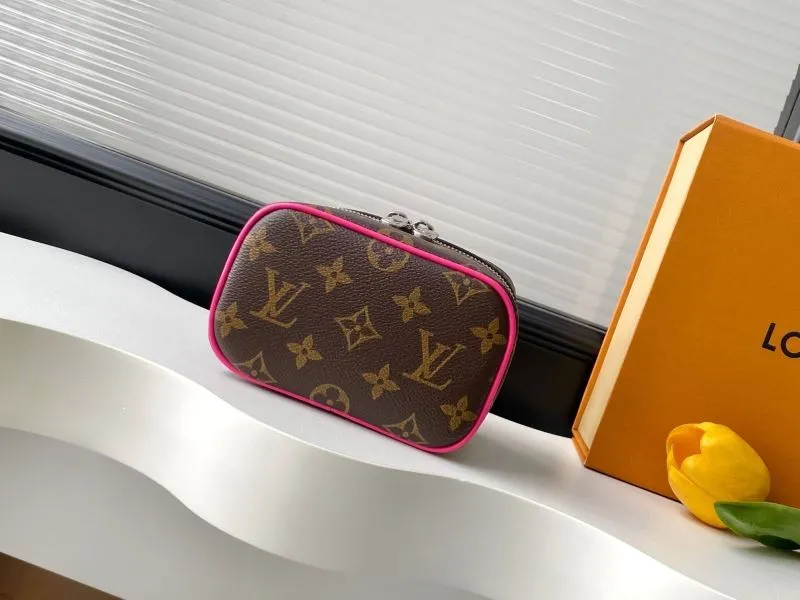 LV Cosmetic Bags-165 - Image 3