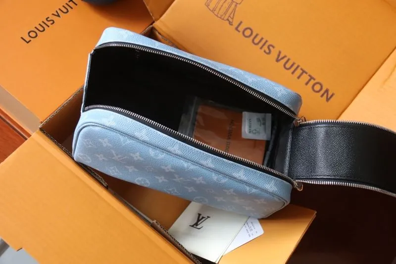 LV Cosmetic Bags-166 - Image 6