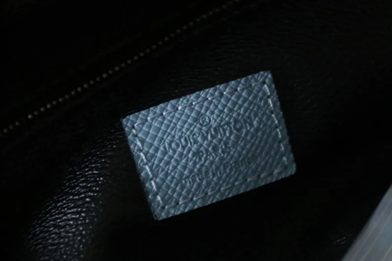 LV Cosmetic Bags-166 - Image 8