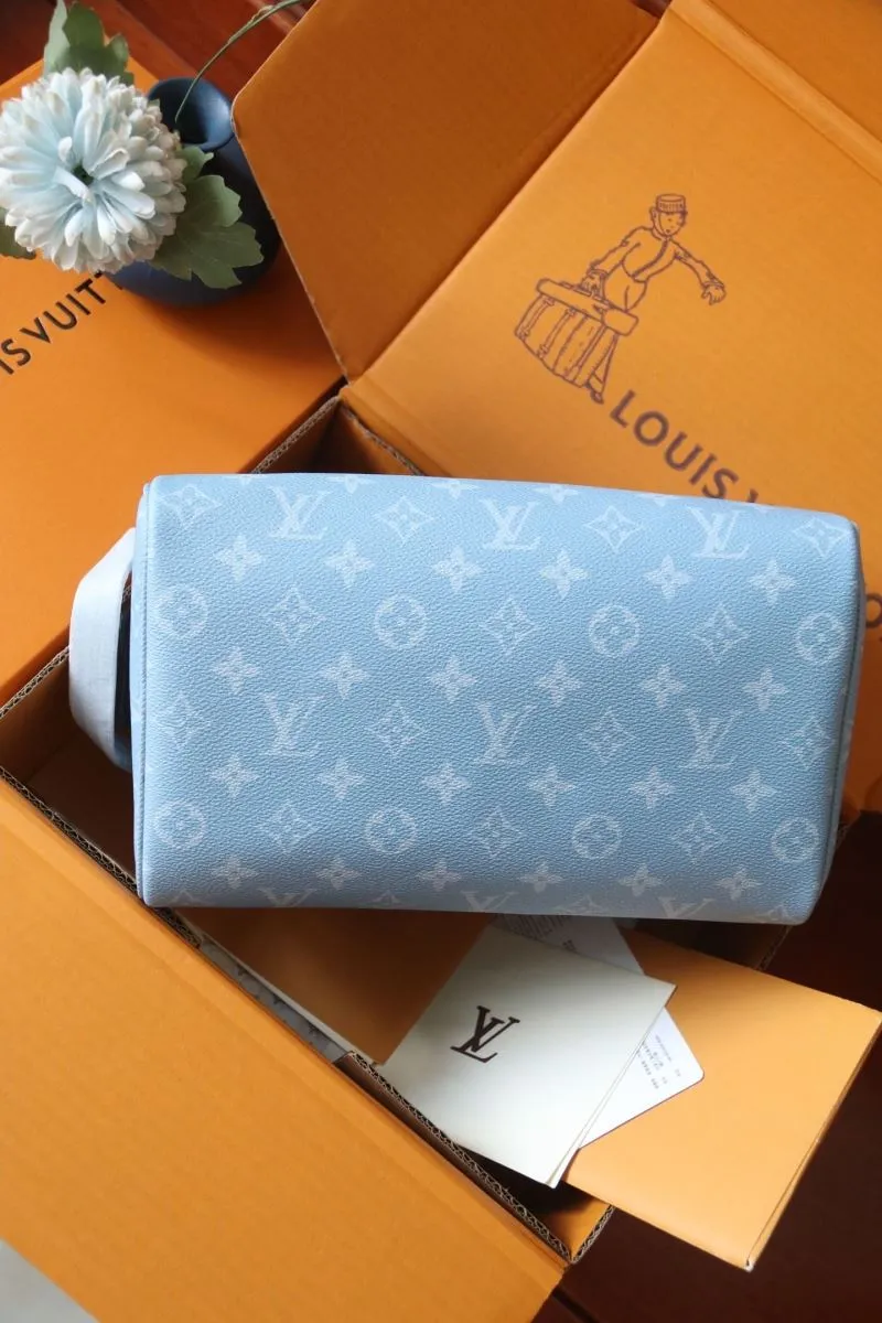 LV Cosmetic Bags-166 - Image 9