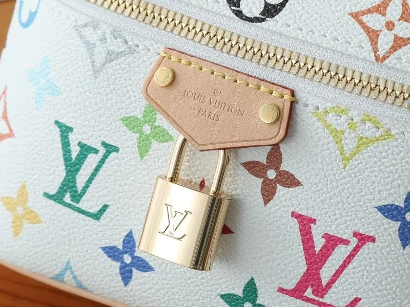 LV Cosmetic Bags-167 - Image 4