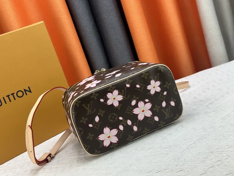 LV Cosmetic Bags-176 - Image 5