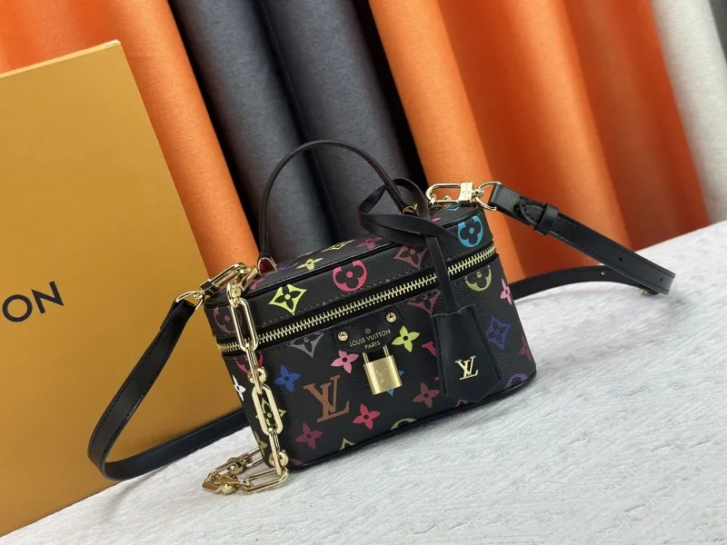 LV Cosmetic Bags-180
