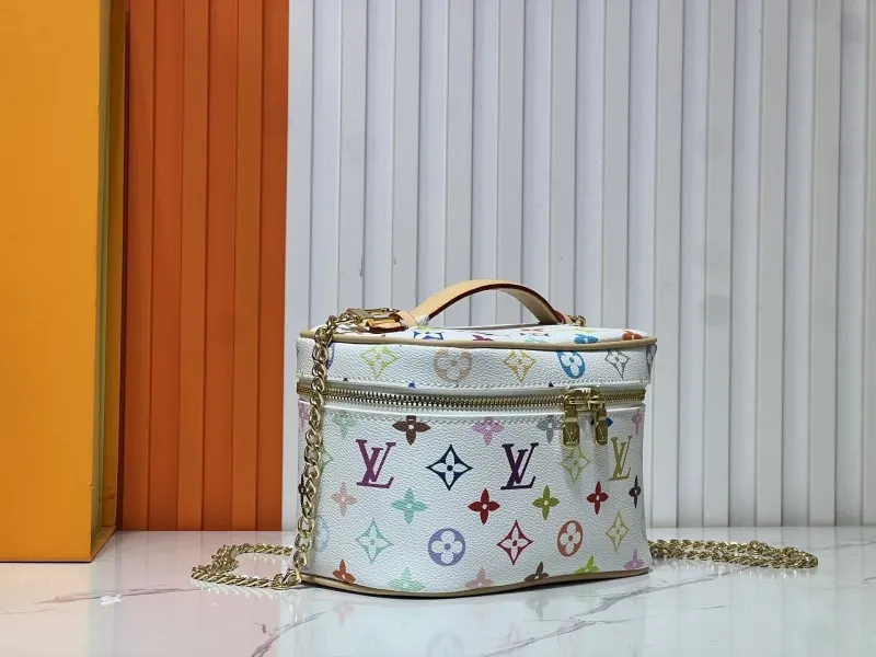 Alternative view of LV Cosmetic Bags-182