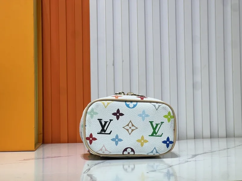 LV Cosmetic Bags-184 - Image 6