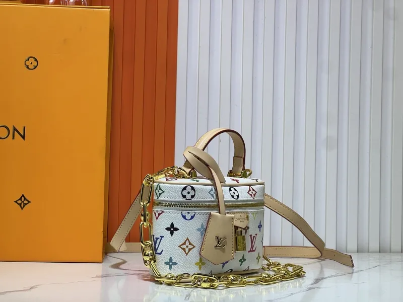 Alternative view of LV Cosmetic Bags-186