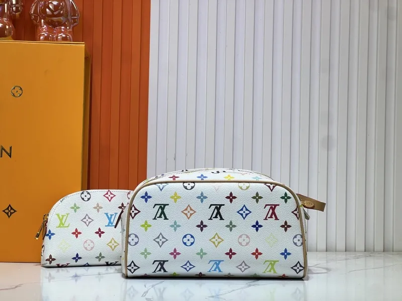 LV Cosmetic Bags-187 - Image 4