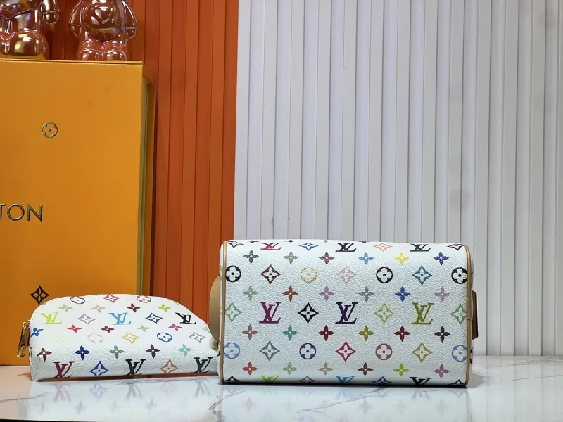 LV Cosmetic Bags-187 - Image 6