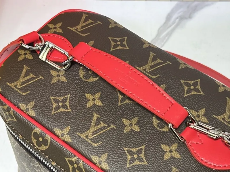 LV Cosmetic Bags-188 - Image 4