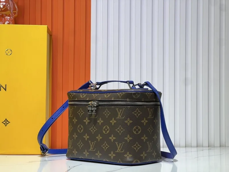 LV Cosmetic Bags-189 - Image 3