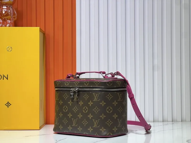 LV Cosmetic Bags-191 - Image 3