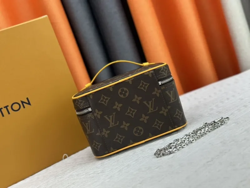 LV Cosmetic Bags-196 - Image 4