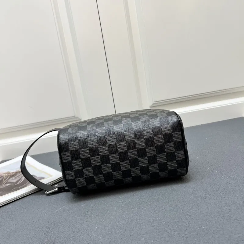 LV Cosmetic Bags-201 - Image 3