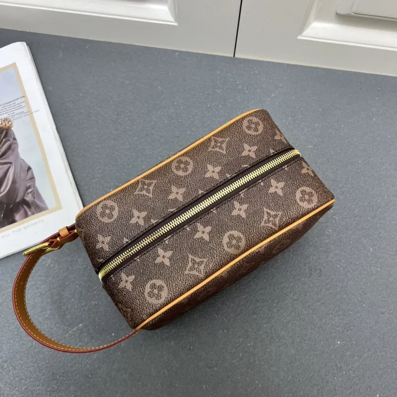LV Cosmetic Bags-204 - Image 7