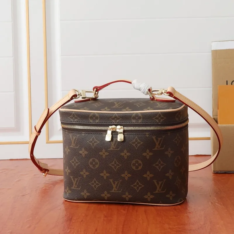 LV Cosmetic Bags-208