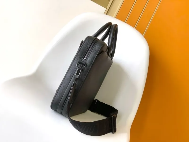 Alternative view of LV Mens Briefcases-2
