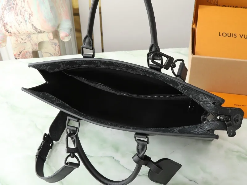 Alternative view of LV Mens Briefcases-3