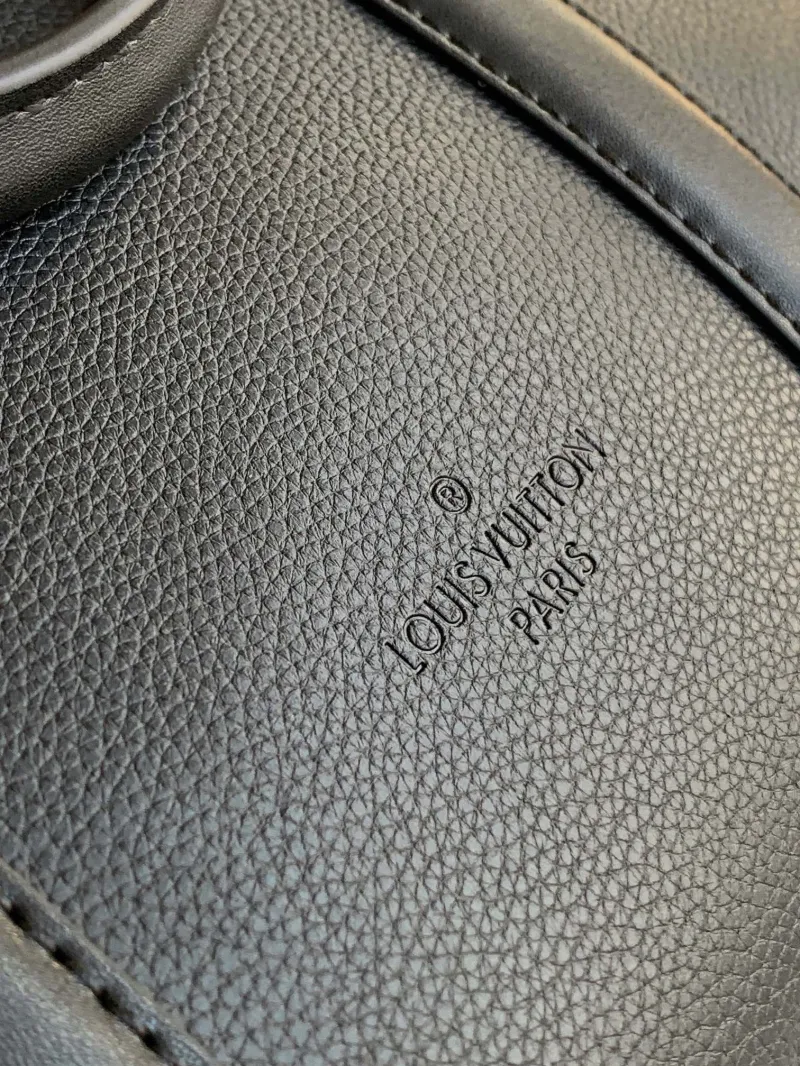 LV Mens Briefcases-11 - Image 6