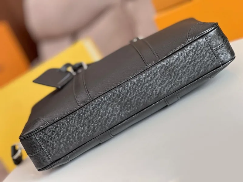 Alternative view of LV Mens Briefcases-16