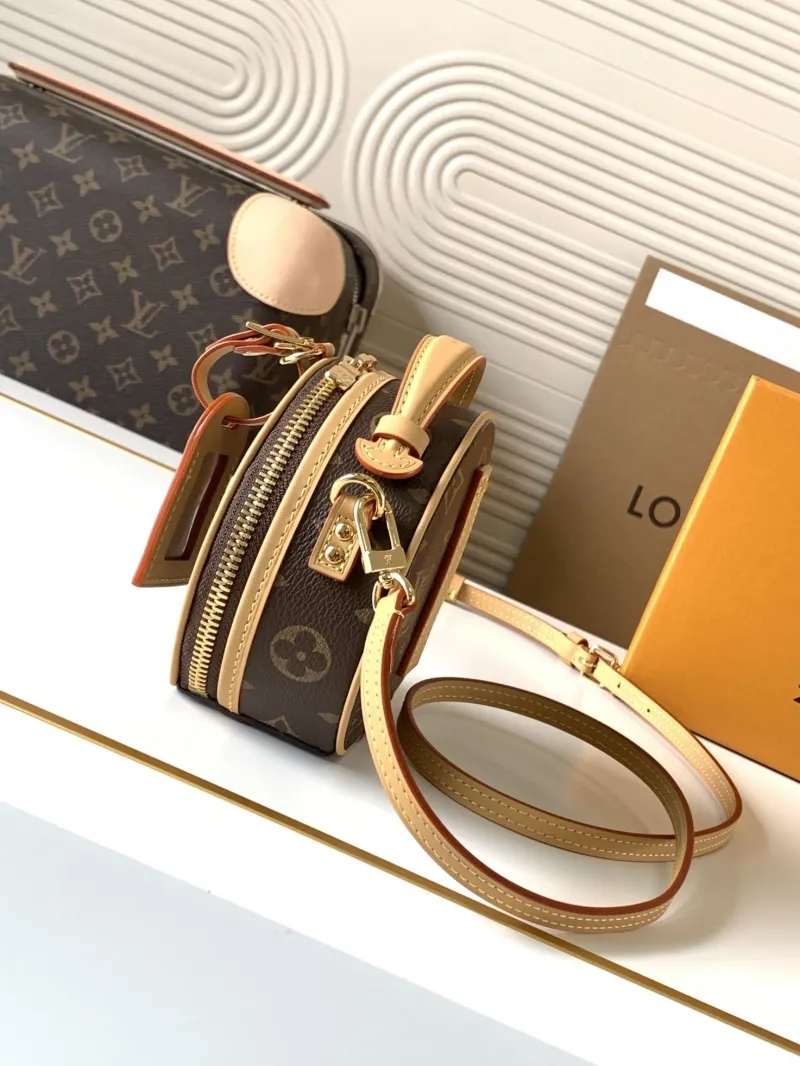 Alternative view of LV Round Bags-11