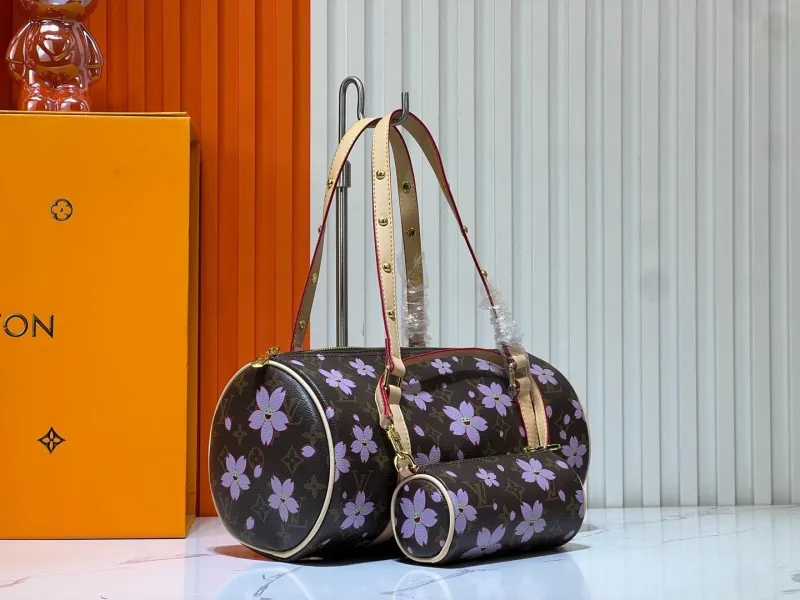 Alternative view of LV Round Bags-18