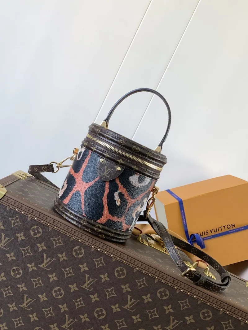 LV Round Bags-20