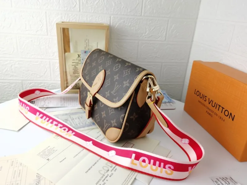 Alternative view of LV Satchel bags-50
