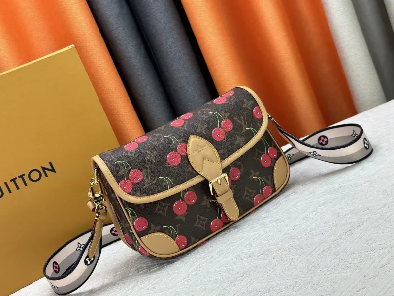 Alternative view of LV Satchel bags-102