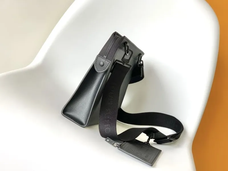 Alternative view of LV Satchel bags-109