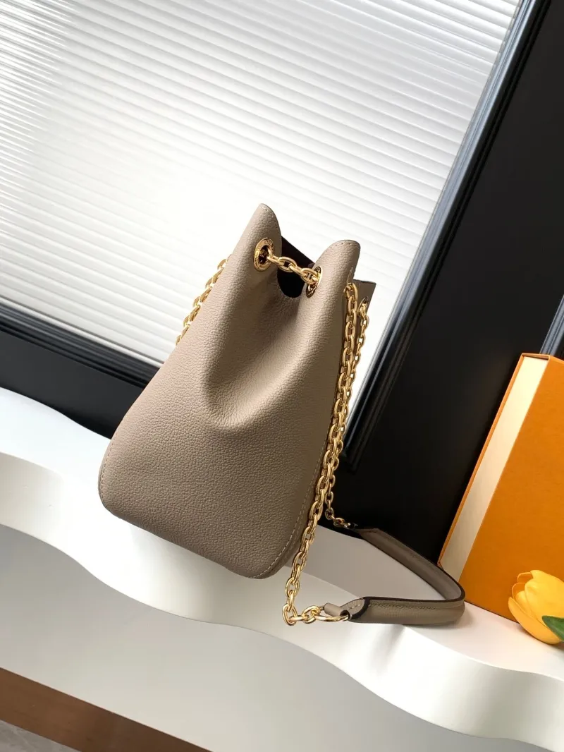 Alternative view of LV Satchel bags-260