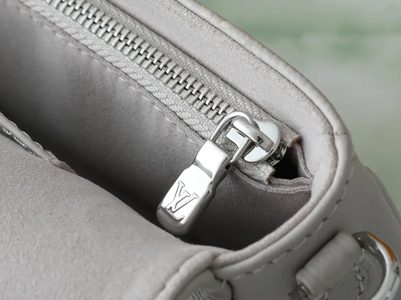 Alternative view of LV Satchel bags-318
