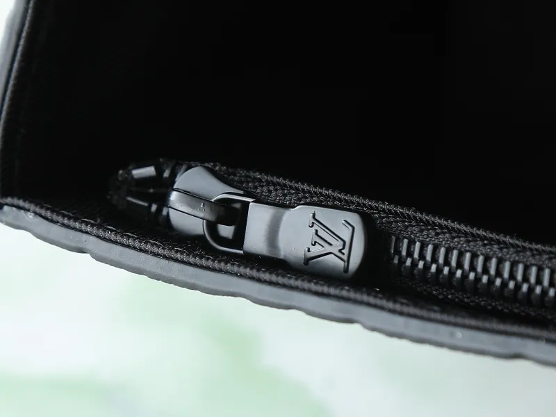 Alternative view of LV Satchel bags-336
