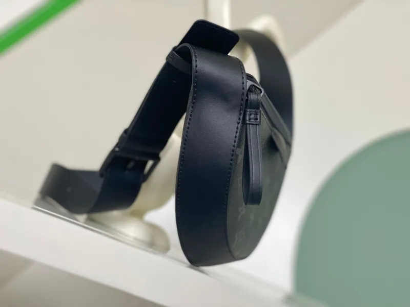 Alternative view of LV Satchel bags-360