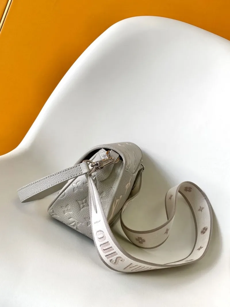 Alternative view of LV Satchel bags-414