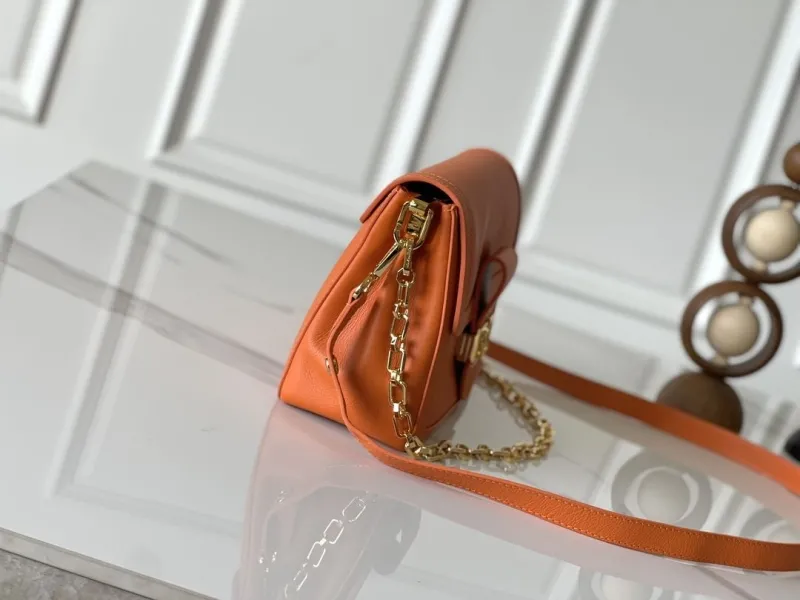 Alternative view of LV Satchel bags-559
