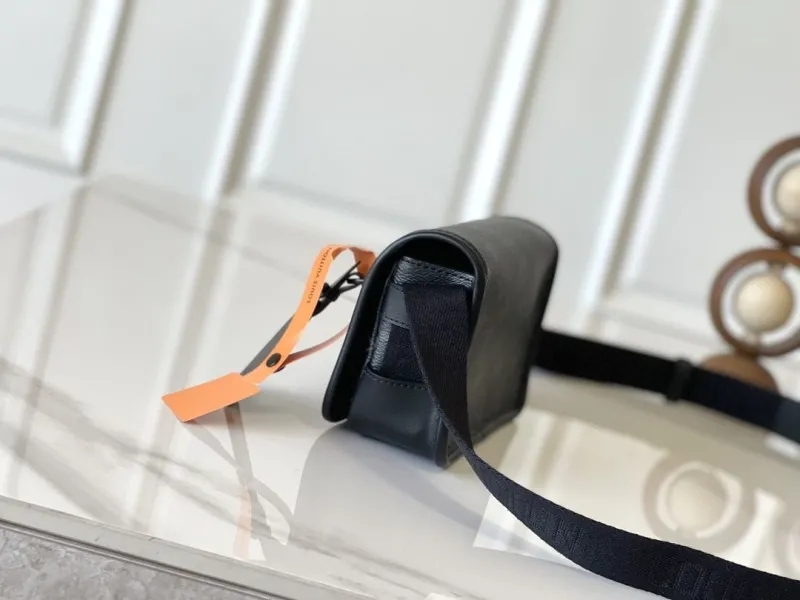 Alternative view of LV Satchel bags-566
