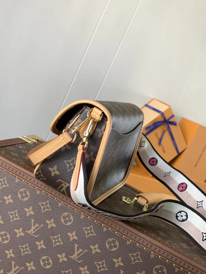 Alternative view of LV Satchel bags-627