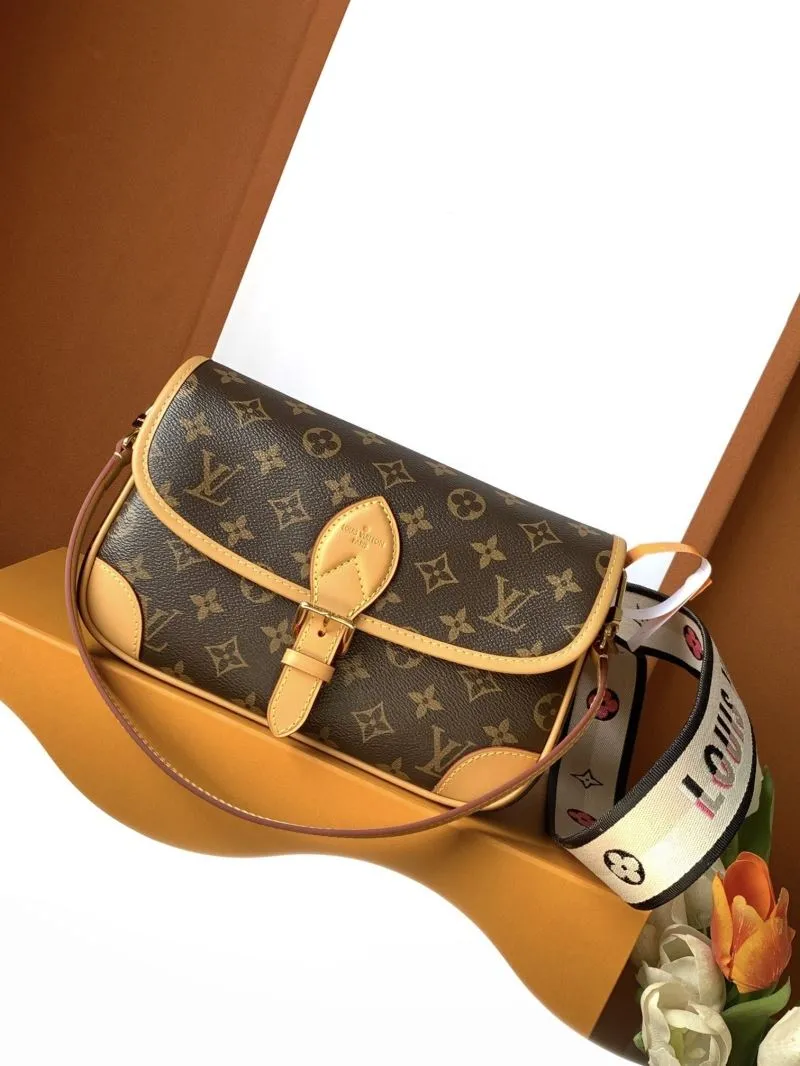 LV Satchel bags-997