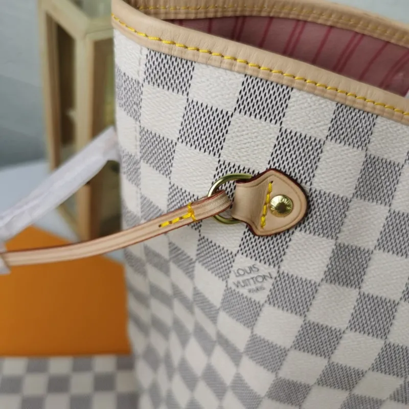 LV Shopping Bags-8 - Image 7