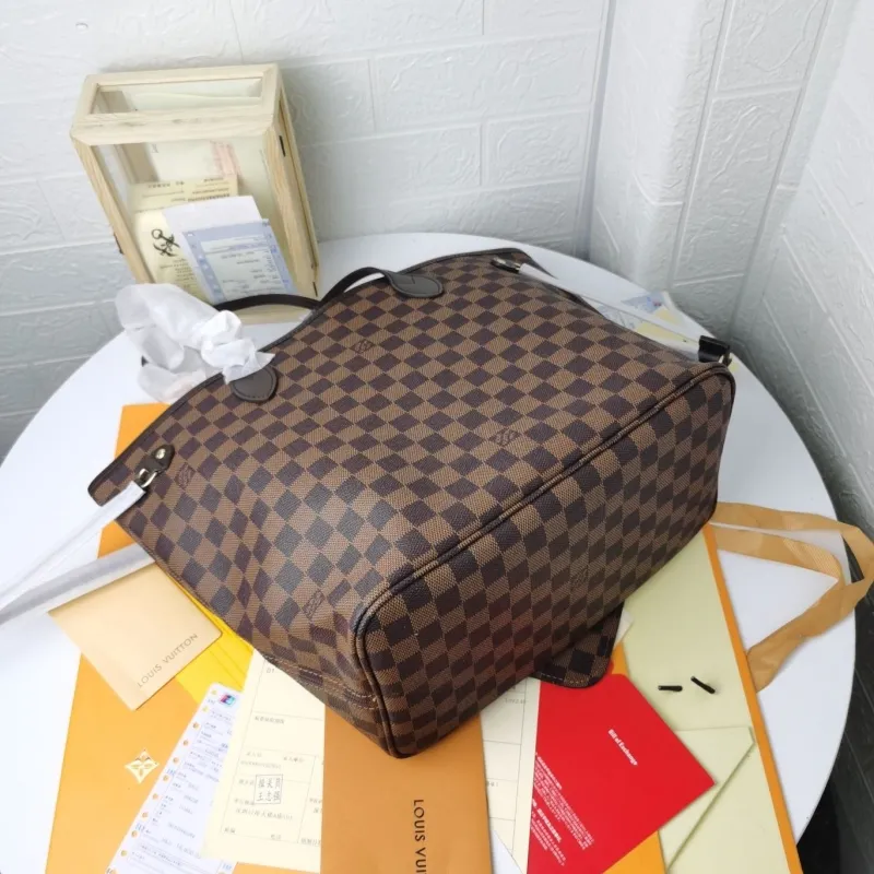 LV Shopping Bags-10 - Image 3